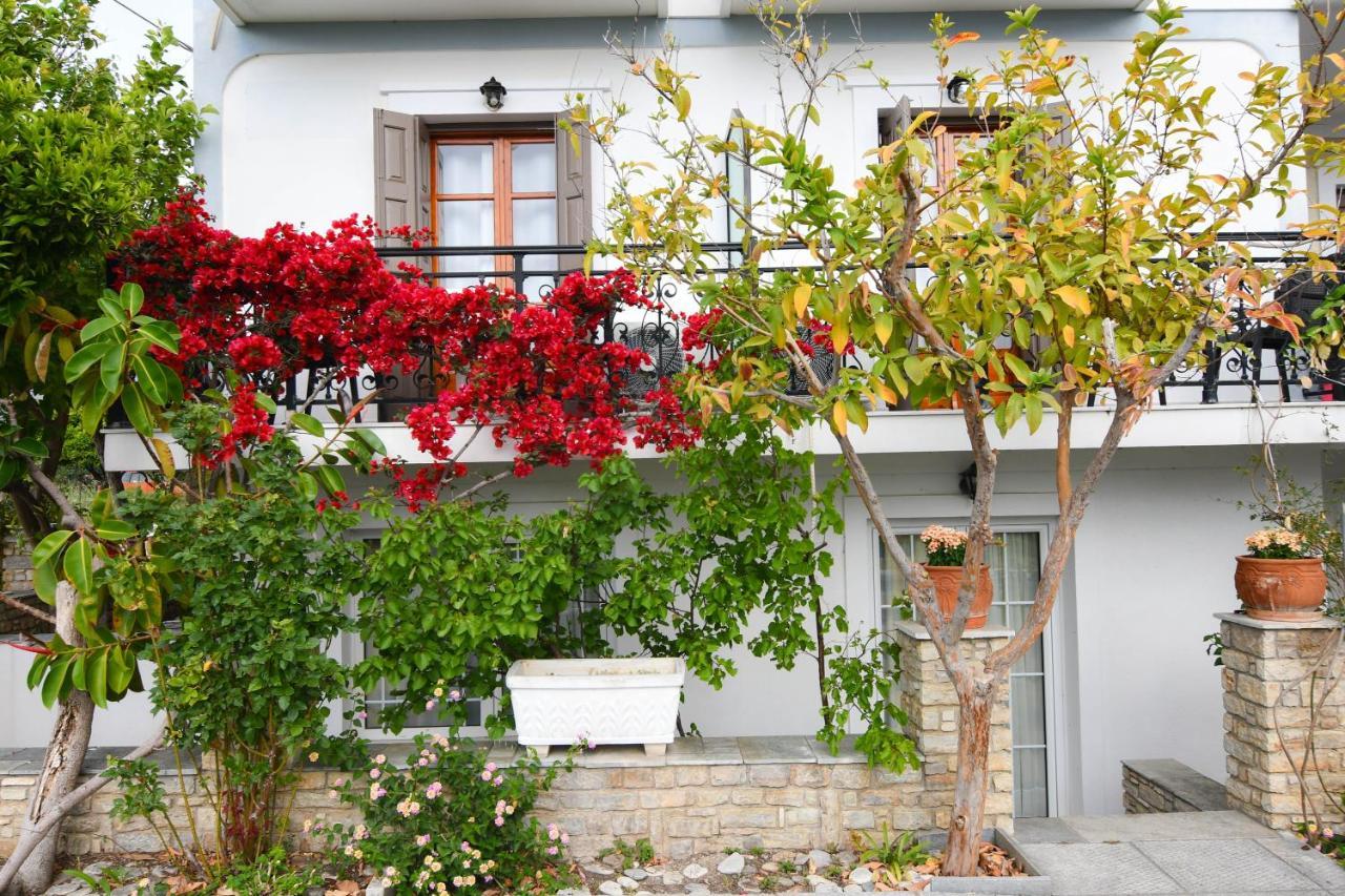 Chrys Marie Studios Ireo  Exterior photo